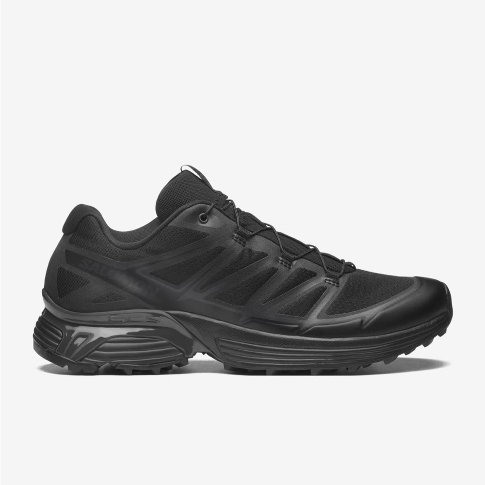 Salomon XT Pathway 2 all black sneakers